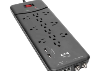 Protector de Sobretensión de 12 Tomas 4320J con 2 USB, Protección RJ11 y Coaxial Tripp Lite Protect It! TLP128TTUSBB
